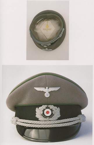 SS visor hat-early insignia,late hat