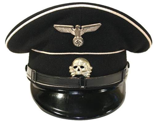 SS visor hat-early insignia,late hat