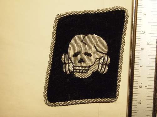 Totenkopf collar tab, real?