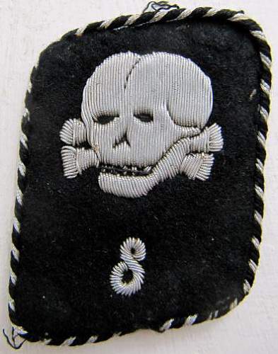 SS-VT  8th Sturm Collar Tabs