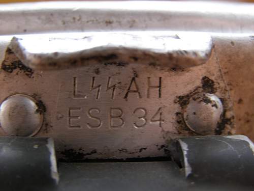 SS field gear etc markings