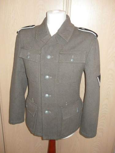 M43 tunic for checking