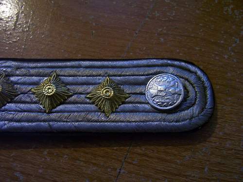 ss color patches and shoulder boards