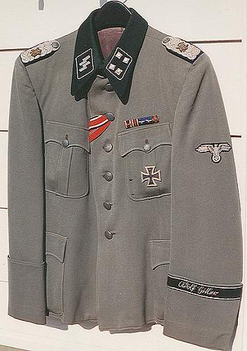 Uniformen: Uniforms of note from the Delich treasures,  Part IV