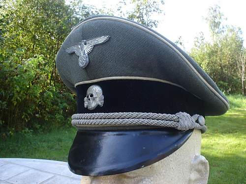 SS Infanterie Schirmmuetze. The real deal or?...