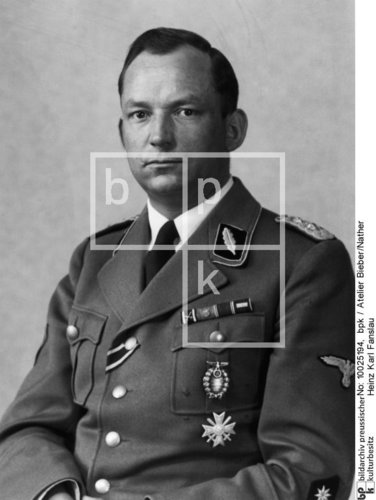 Uniform study of the SS-Wirtschafts-Verwaltungshauptamt (WVHA) circa June 1942