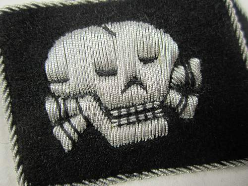 Authentic Totenkopf Officers collar tabs?