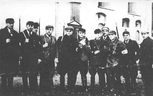 SS officers in Poland, ca. late 1939,  ethnic German Selbstschutz.