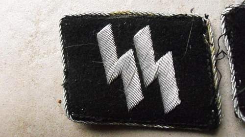 SS-Obersturmführer collar tabs