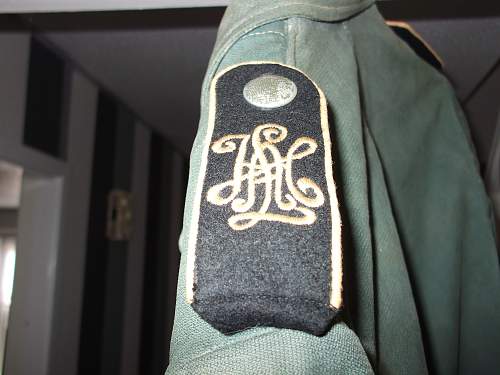 LAH shoulder boards