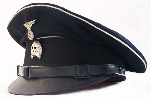 Allgemeine SS Scharführer  - Rock,Mantel and Visor.