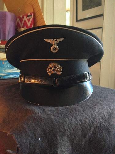 SS head wear with Danzig badge.