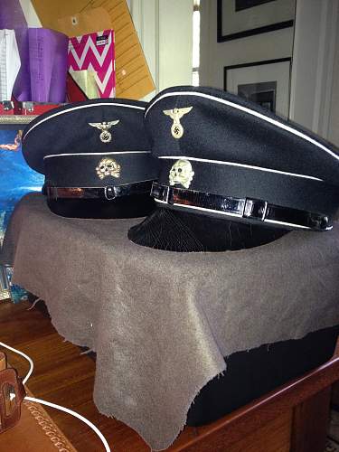 SS head wear with Danzig badge.