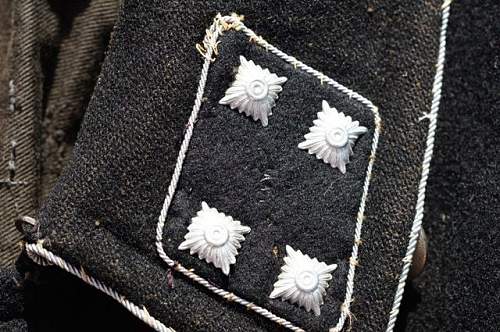 Totenkopf collar tabs