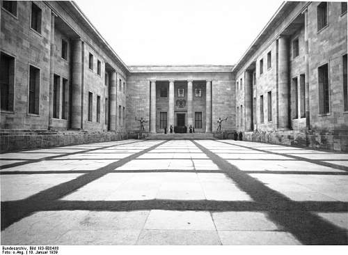 Changing of the Guard at the Reichskanzlei