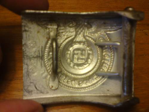 SS beltbuckle+ cap insigna