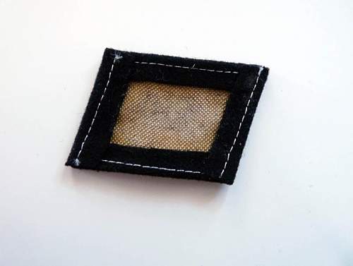 Langemarck collar tab - Original/Fake