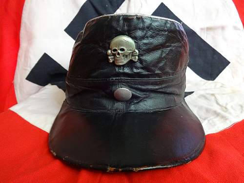 Leather SS cap for review.