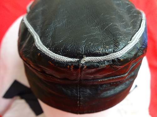 Leather SS cap for review.