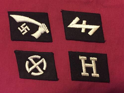 Dachau horde SS tabs