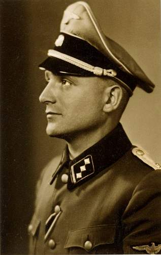 Pic of Klaus BARBIE