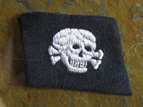 &quot;Dachau&quot; found insignia