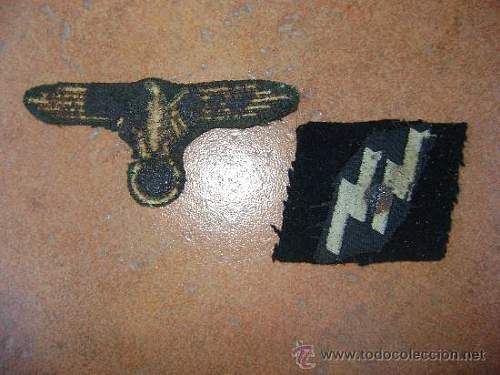 SS Sleeve eagle and runic collar tab