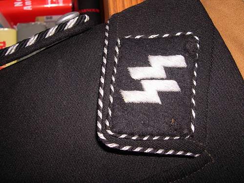 Are these original waffen ss tab ?