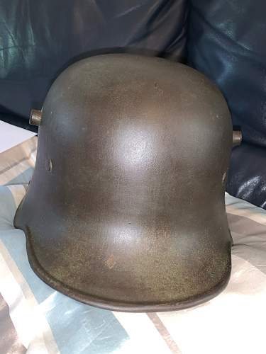 M17 Battle of the somme Relic Barnfind, Does it look like a good shell, also is the green color original.