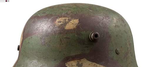 WW1 German M-16 Camouflaged Helmet ET 64