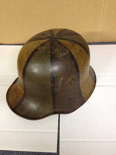 Unusual WW 1 German Camo Helmet Pattern?