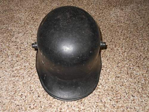 Questions on M16 Helmet