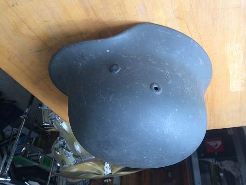 Germany Helmets identification needed