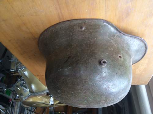 Germany Helmets identification needed