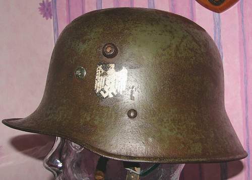 Austrian M17 transitional helmet