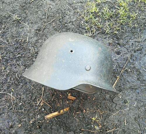 WW2 German Combat Helmet - Marked ET64 and 221