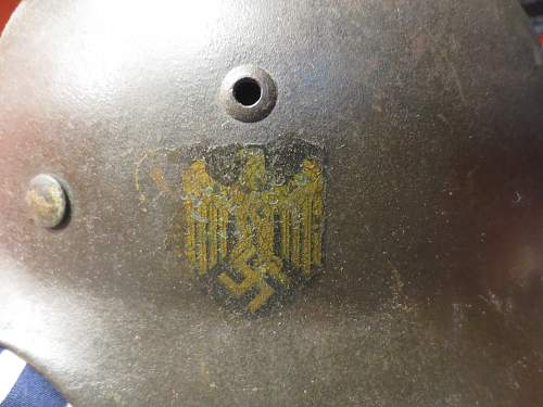 Please help identifying German WW2 Helmet