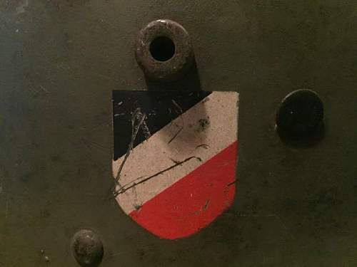 M1916 Double Decal Austrian Transitional Stahlhelm?