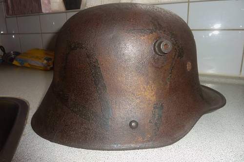 m16 helmet strange lug size?