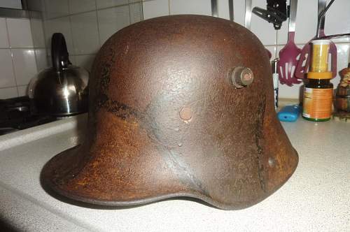 m16 helmet strange lug size?