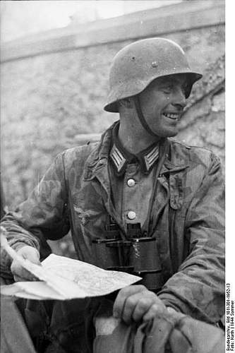 The German Stahlhelm (period photos)