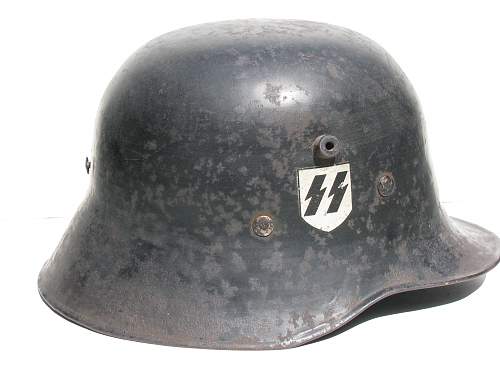 Transitional austrian wehrmacht m16 stahlhelm  single decal helmet