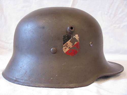 Transitional austrian wehrmacht m16 stahlhelm  single decal helmet