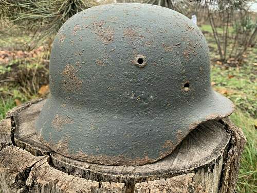 M35 overpainted helmet from Ukraine. Liberate decals or not?