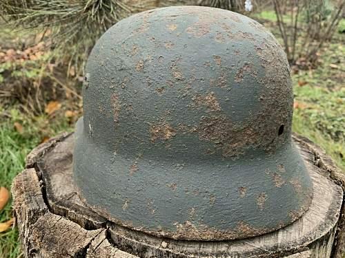 M35 overpainted helmet from Ukraine. Liberate decals or not?