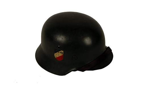 auction DD army helmet,,,opinions wanted