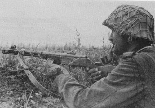 The German Stahlhelm (period photos)