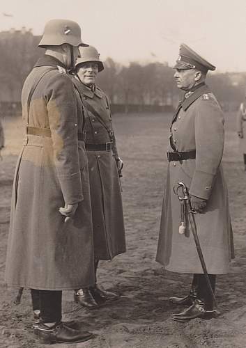 The German Stahlhelm (period photos)