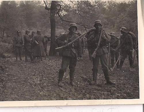 The German Stahlhelm (period photos)