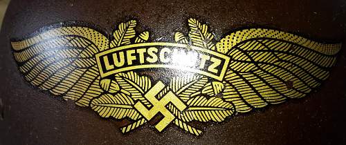 Luftschutz helmet